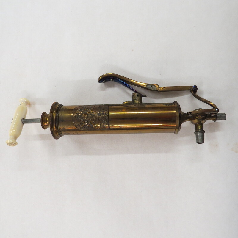 lever stomach pump